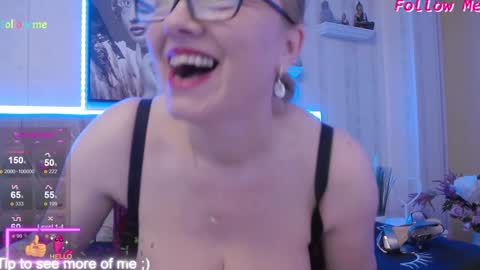  Lady Jeen    Back on Sunday 8th of December online show from 01.20.25