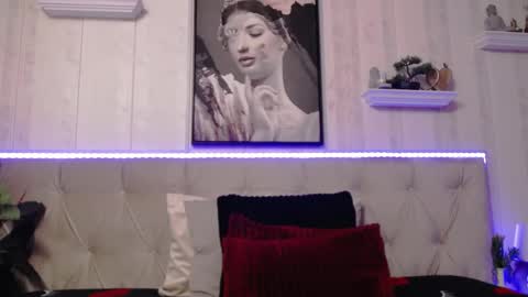  Lady Jeen    Back on Sunday 8th of December online show from 06.04.26