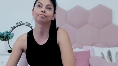 Lia online show from 01.28.25