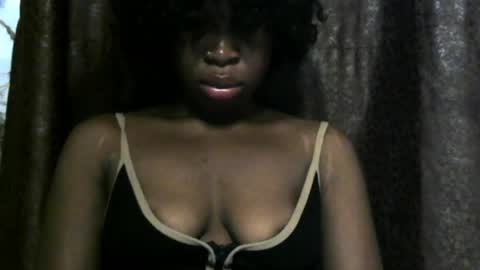 Snapshot of ladylilasexy chatting on 05.22.26 sexylila online show from 05.22.26