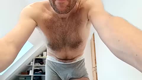 Snapshot of ladylover_1 chatting on 12.13.24 ladylover_1 online show from 12.13.24