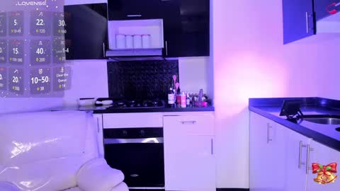 Lady  online show from 12.24.24