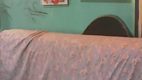 Snapshot of ladyxsnakes chatting on 02.01.25 LadyXSnakes online show from 02.01.25