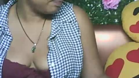 Snapshot of ladyxsnakes chatting on 10.02.25 LadyXSnakes online show from 10.02.25