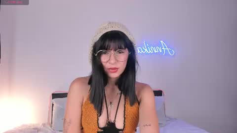 Snapshot of laena_arryn chatting on 07.16.26 Laena Arryn online show from 07.16.26