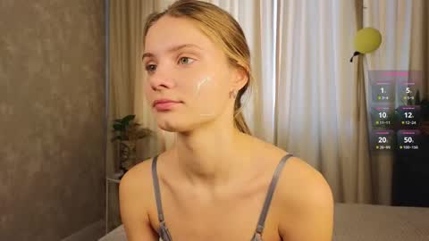 Lilia online show from 10.23.25