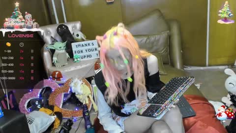 Skinnygirl online show from 01.07.25