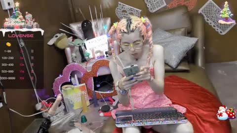 Skinnygirl online show from 02.06.25