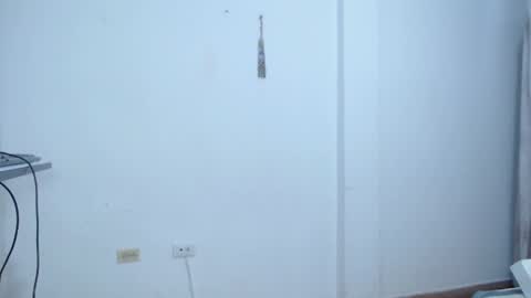 Snapshot of lahurent_weed420 chatting on 10.15.25 paola and a guest lol online show from 10.15.25