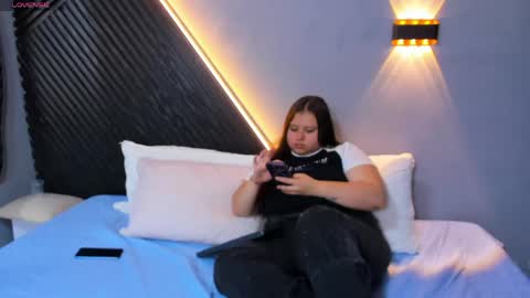    online show from 05.02.26