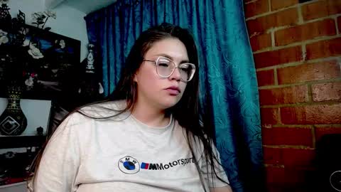 Snapshot of laia_hadid chatting on 02.23.26 laia_hadid online show from 02.23.26