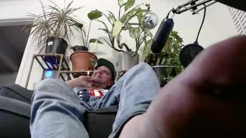 Snapshot of laidback_and_chill chatting on 12.22.24 Rick online show from 12.22.24