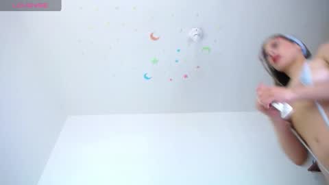 Snapshot of laila_laly chatting on 01.12.25 Leila Laly online show from 01.12.25