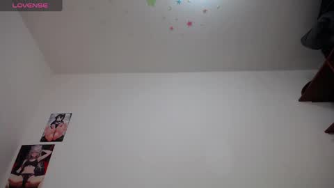 Snapshot of laila_laly chatting on 03.02.25 Leila Laly online show from 03.02.25