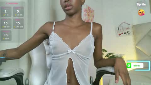 laila_petite online show from 05.03.26