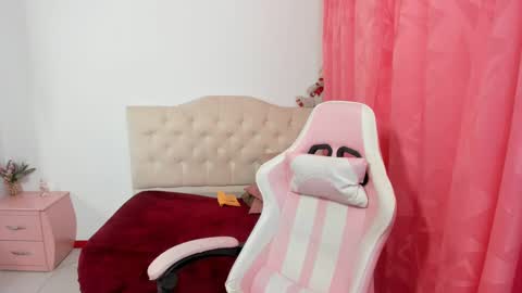 Camila online show from 09.25.25