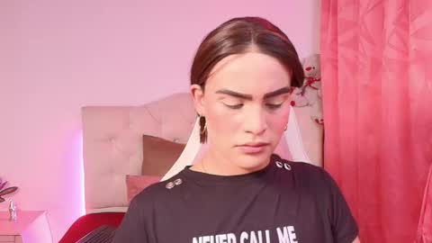 Camila online show from 10.04.25