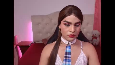 Camila online show from 10.11.25