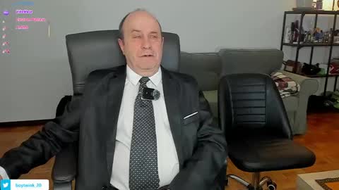 Snapshot of lajose52 chatting on 03.15.26 lajose52 online show from 03.15.26