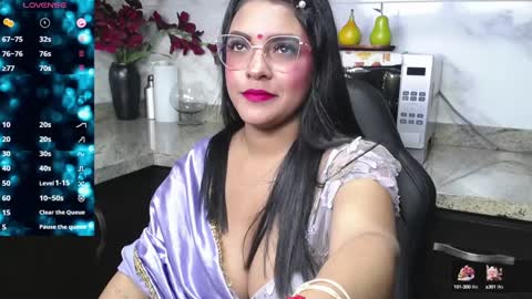 Snapshot of lakshmirani617378 chatting on 01.31.25 Laskhmirani online show from 01.31.25
