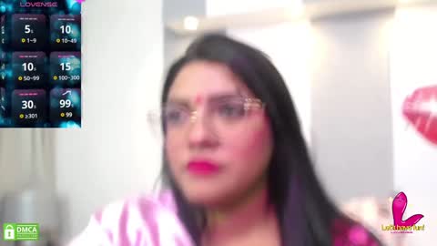 Snapshot of lakshmirani617378 chatting on 02.07.25 Laskhmirani online show from 02.07.25