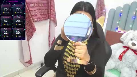 Snapshot of lakshmirani617378 chatting on 11.21.25 Laskhmirani online show from 11.21.25