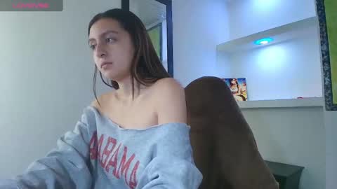 Snapshot of lala_clark chatting on 10.08.25 Lala clark online show from 10.08.25