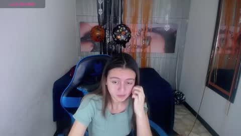 Snapshot of lala_clark chatting on 11.06.25 Lala clark online show from 11.06.25