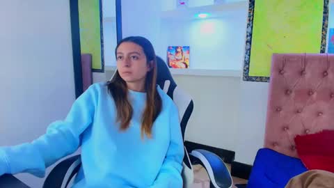 Snapshot of lala_clark chatting on 11.18.25 Lala clark online show from 11.18.25