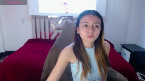 Snapshot of lala_clark chatting on 12.03.25 Lala clark online show from 12.03.25