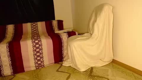 LalaMy online show from 12.19.25