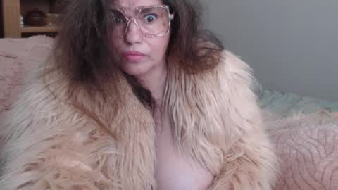 Naomi Rose online show from 12.16.24