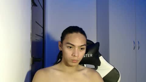 Snapshot of lalakinghugecock_2 chatting on 09.09.25 lalakinghugecock_2 online show from 09.09.25