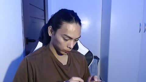 Snapshot of lalakinghugecock_2 chatting on 09.19.25 lalakinghugecock_2 online show from 09.19.25