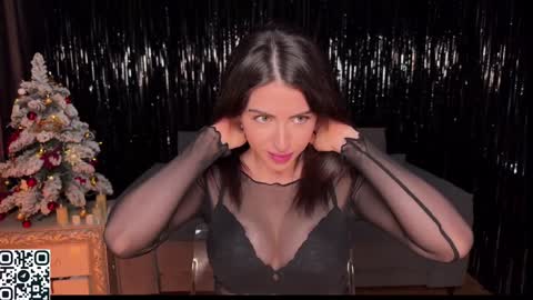 Ellina online show from 01.08.25