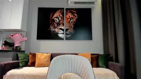 Ellina online show from 11.23.25