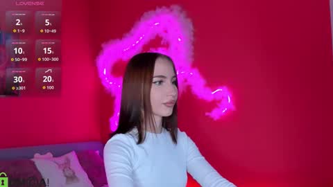 Snapshot of lallycute chatting on 11.28.25 Lali online show from 11.28.25