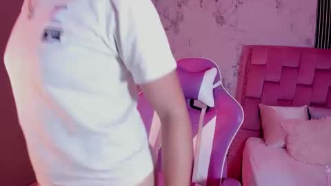 Laura online show from 09.28.25