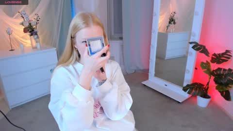 Laly online show from 01.26.25