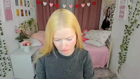 Laly online show from 02.12.26