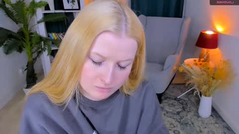 Laly online show from 03.19.26
