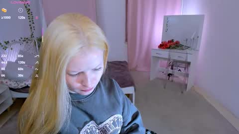 Laly online show from 03.26.26