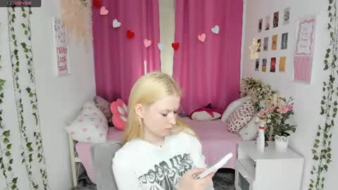 Laly online show from 06.29.26