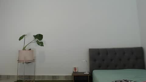 J e n a  All Days  UTC -5 2030  online show from 12.20.24