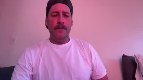 Snapshot of lampin1 chatting on 04.01.26 lampin1 online show from 04.01.26