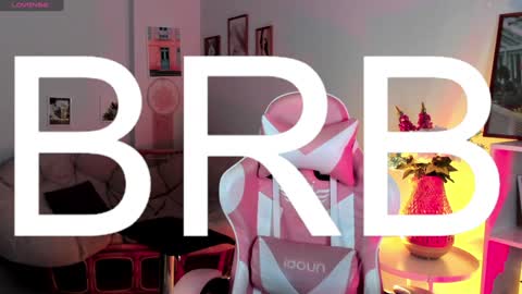 just call me Lana  and her security online show from 12.04.24