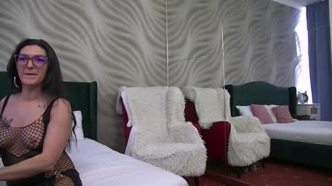 Snapshot of lana_banner chatting on 02.20.25 LanaBanner online show from 02.20.25