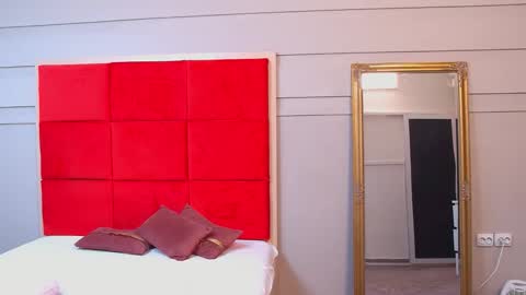 Snapshot of lana_banner chatting on 10.10.25 LanaBanner online show from 10.10.25