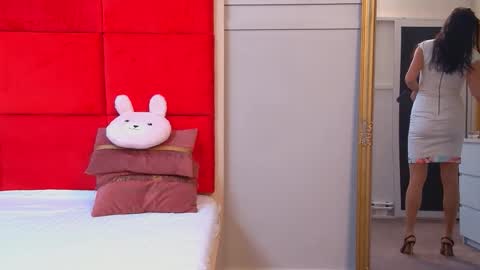 Snapshot of lana_banner chatting on 11.10.25 LanaBanner online show from 11.10.25