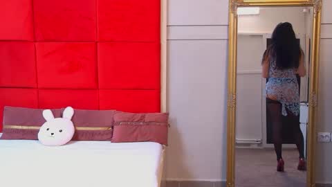 Snapshot of lana_banner chatting on 11.23.25 LanaBanner online show from 11.23.25